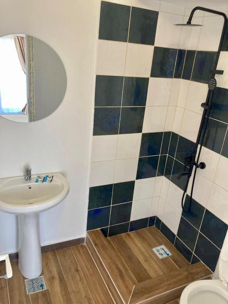 Rez Iasi Apartment ภายนอก รูปภาพ
